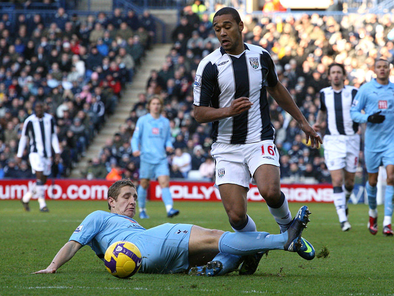 Michael Dawson in action for Spurs at the Hawthornes