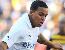 Jermaine Jenas in action against Kaizer Chiefs, July 2011
