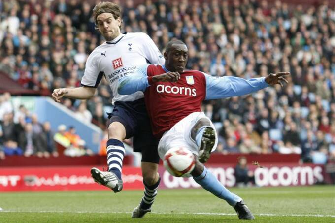 Spurs' Jonathan Woodgate & Villa's Emile Heskey