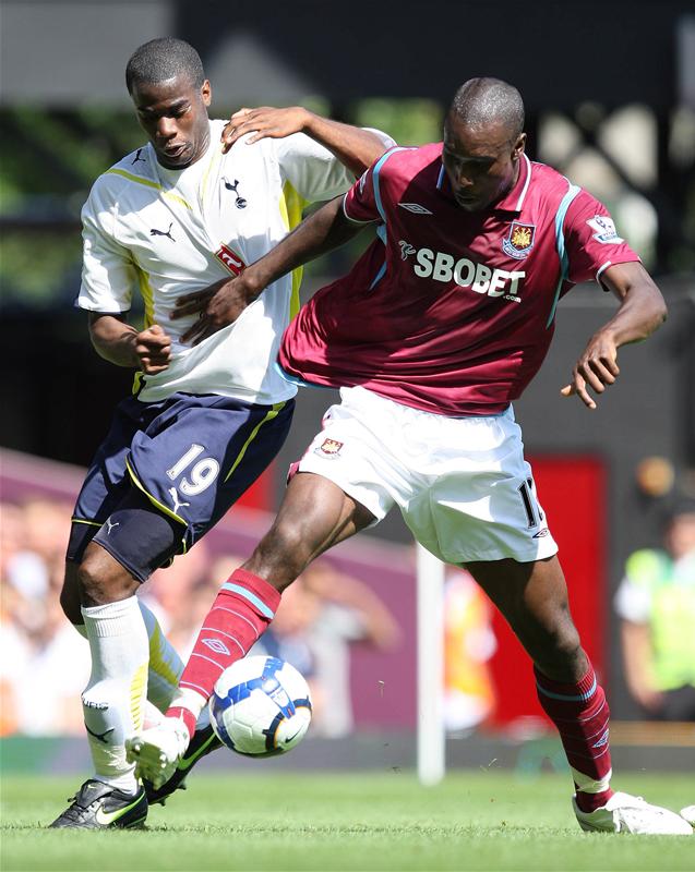 Sebastien Bassong v West Ham