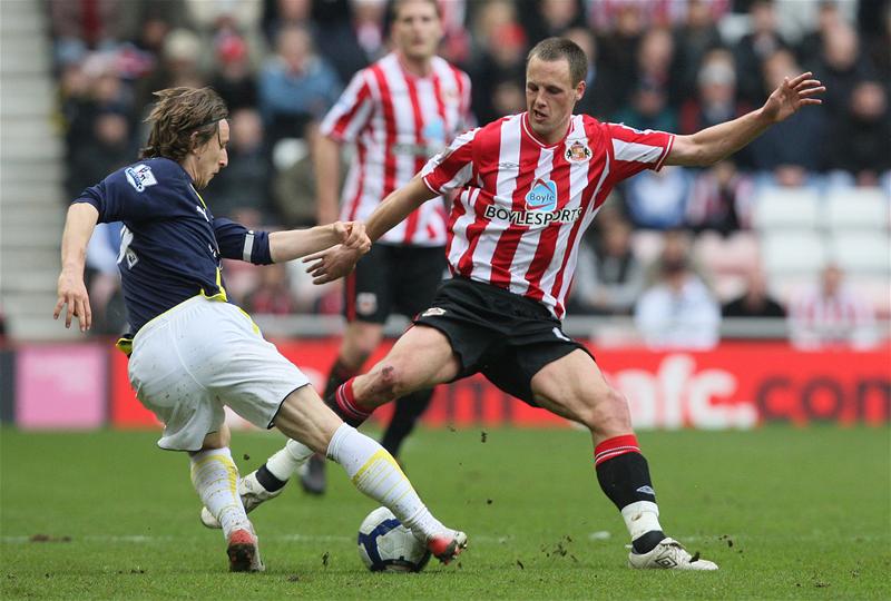 Luka Modric in action for Spurs against Sunderland, April 2010