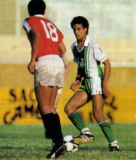 Algeria's Lakhdar Belloumi