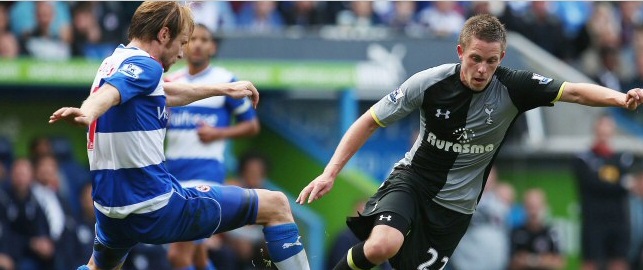 Gylfi Sigurdsson in action against Reading, September 2012