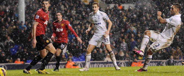 Action from Tottenham Hotspur 1-1 Manchester United, January 2013