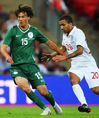 Aaron Lennon in action for England v Slovenia